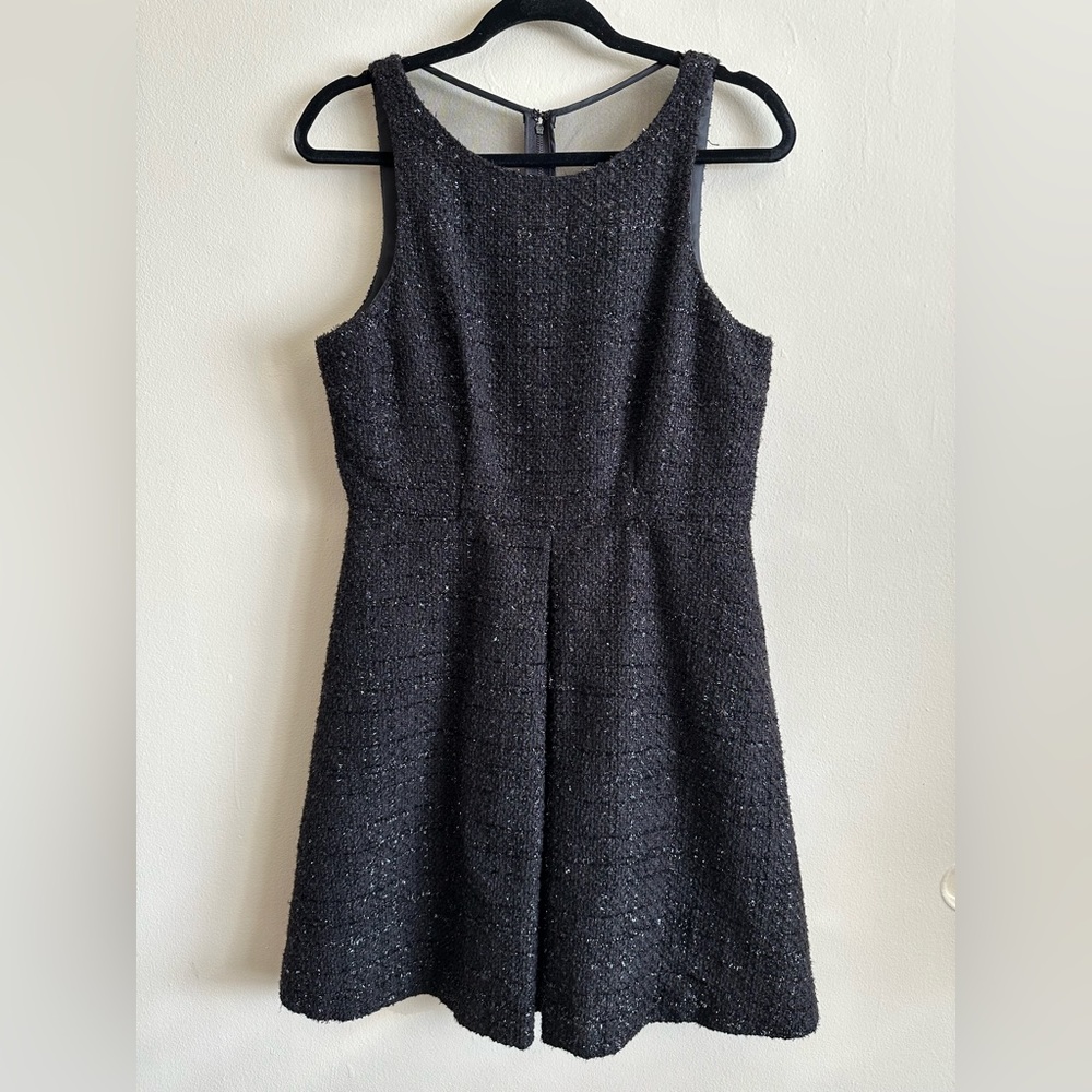 Jennifer Lopez black sleeveless cocktail dress - 10